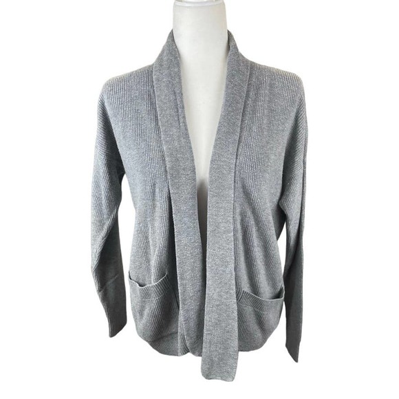 Abercrombie & Fitch Tops - Abercrombie & Fitch Womens Cardigan Sweater Long Sleeve Front Pocket Gray Medium